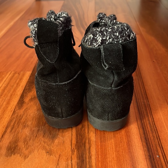 Sam & Libby Black Suede Ankle Booties with Knit Lining, Size 6 1/2 - Picture 4 of 8